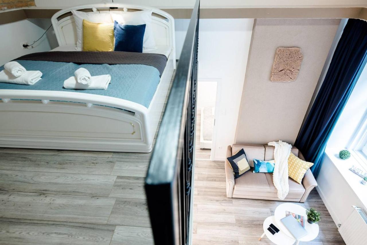 Newly Refurbished Home At Superb Location 布达佩斯 外观 照片